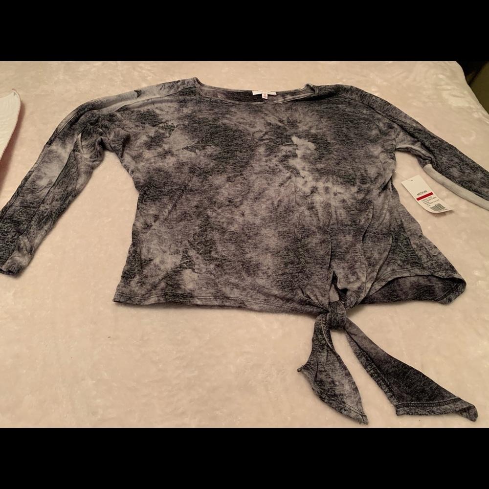 Women’s new with tags blouse